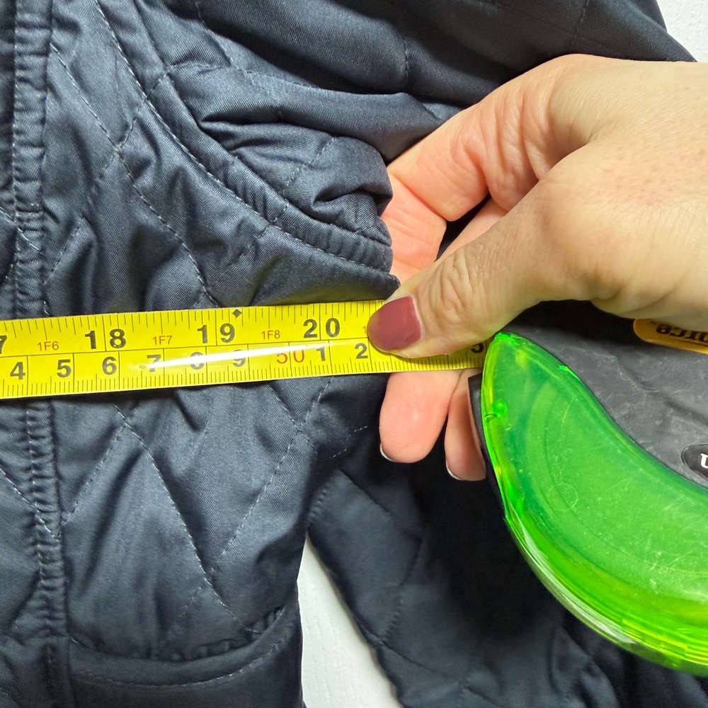 L.L. Bean Women's Dark Blue Quilted Utility Jacket - Picture 7 of 7